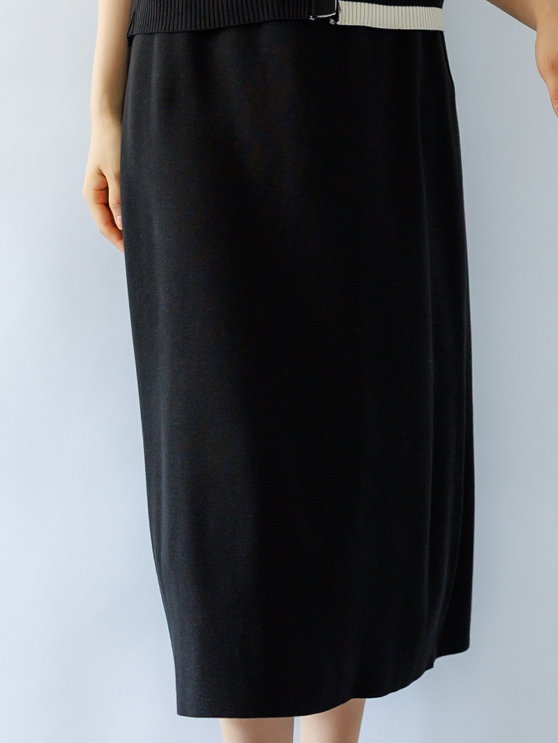 配色Vカーデ＆スカートセットアップ