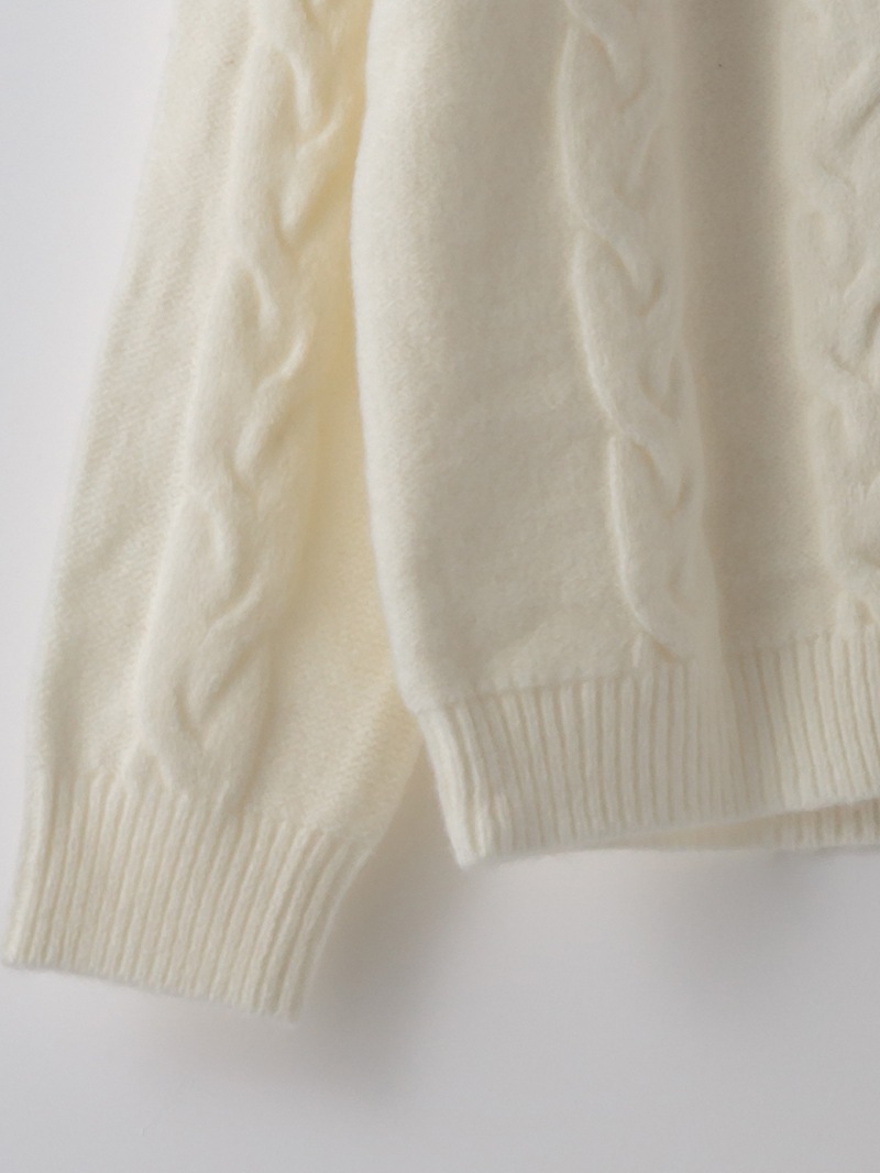 【50%OFF】5Gケーブル丸首カーディガン