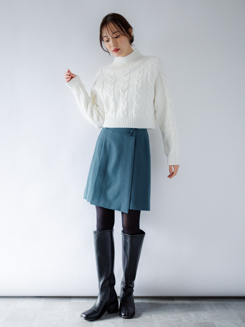 5Gハイネックケーブルショート丈ニット＜アウトレット均一価格＞