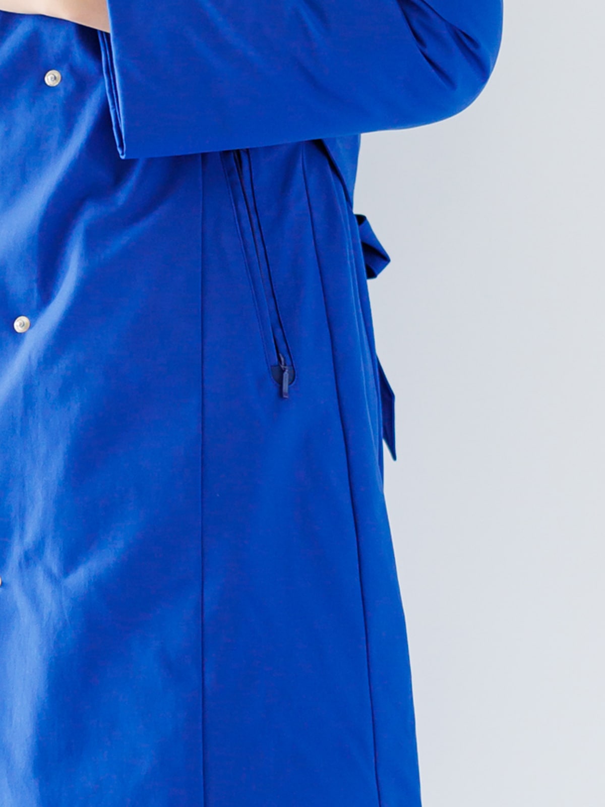 綾ストレッチロングダウン(ダークブルー)