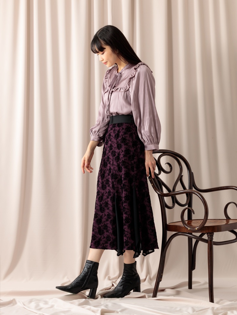 サテンビブディティールビッグスリーブブラウス＜アウトレット均一価格＞