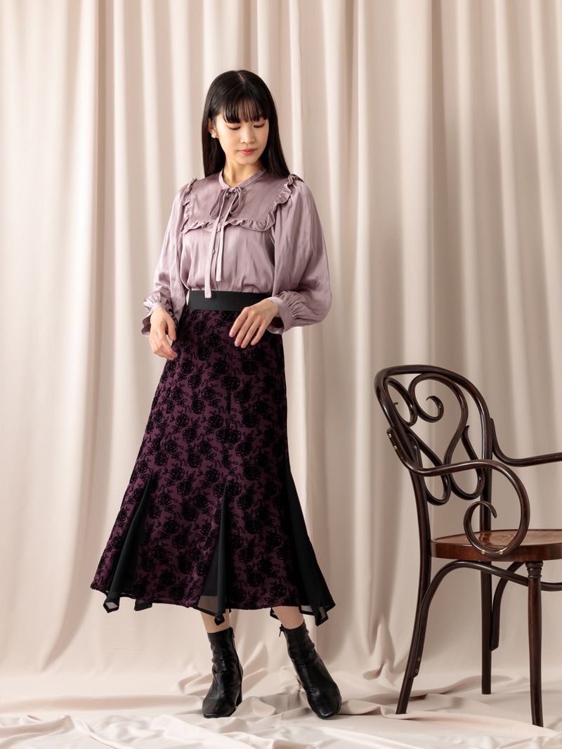 サテンビブディティールビッグスリーブブラウス＜アウトレット均一価格＞