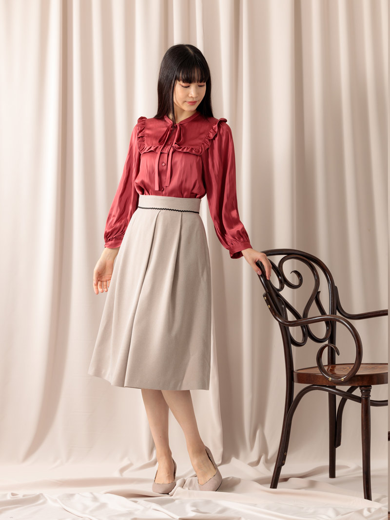 サテンビブディティールビッグスリーブブラウス＜アウトレット均一価格＞