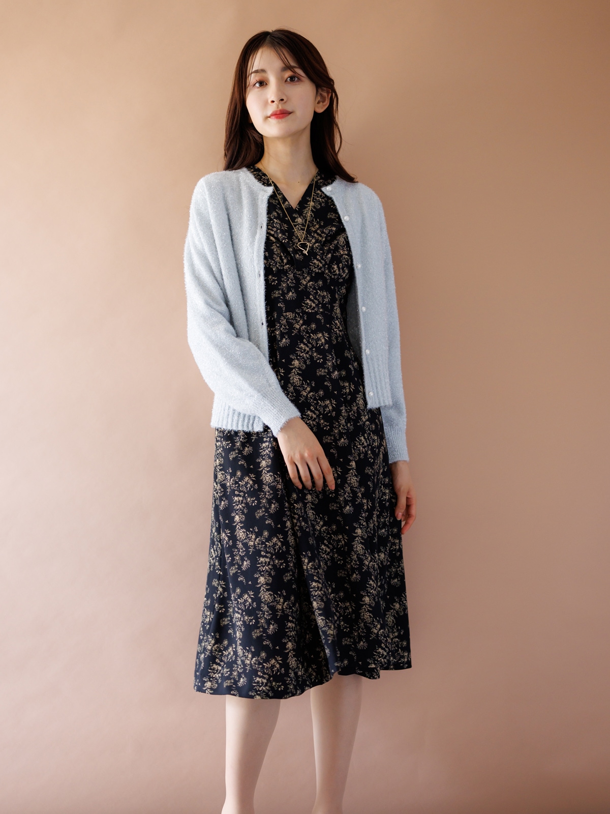 ラメミンクライクファー丸首ドルマンカーデ