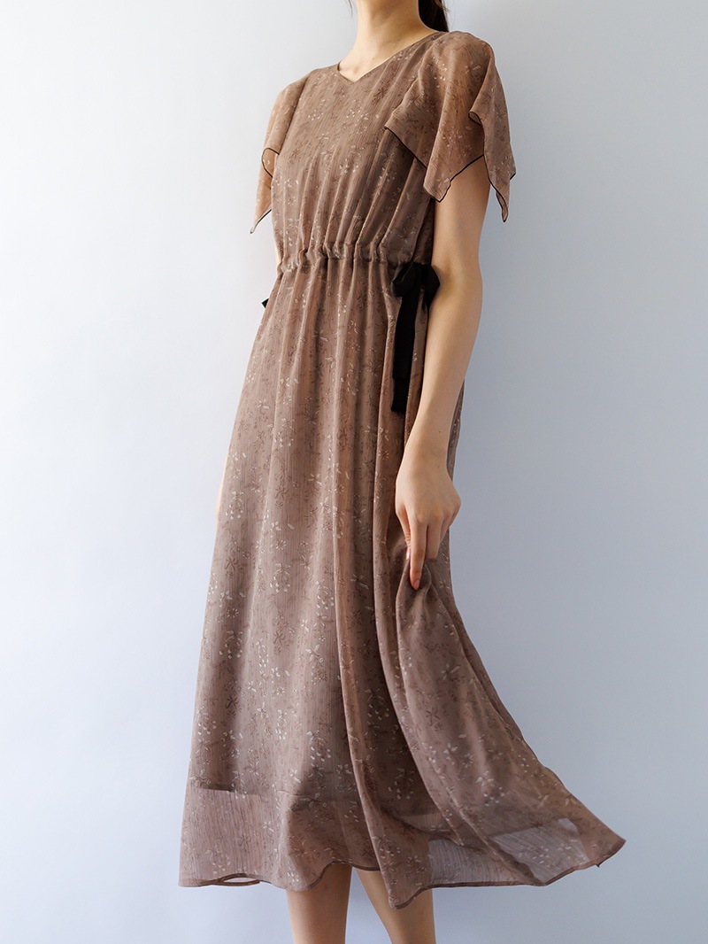 ハンカチスリーブプリントワンピース