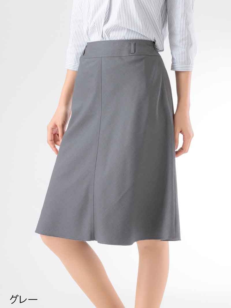 シャークスキンフレアースカート