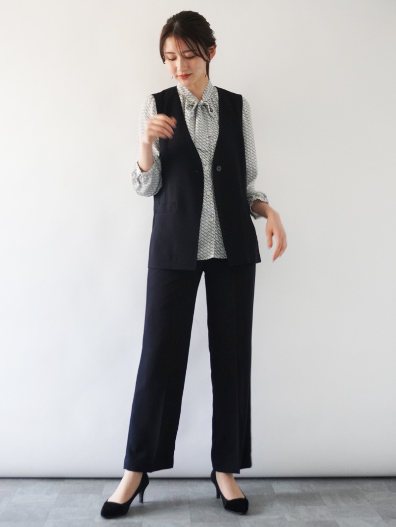 【再値下げ：20%→30%OFF】フレンチキスストレートパンツ