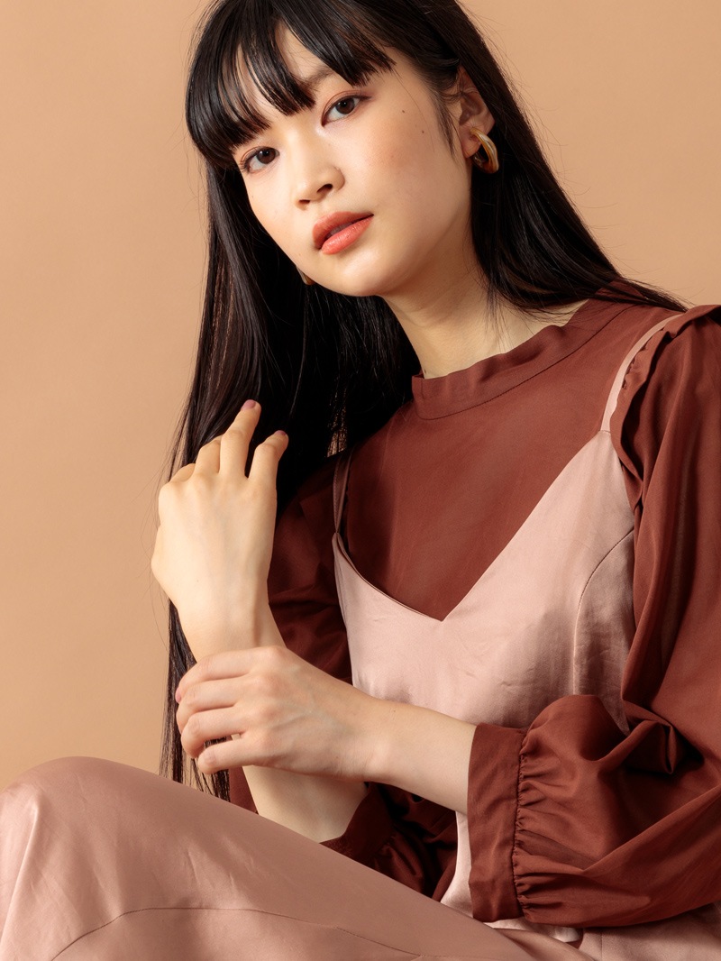 ボイル衿付きビッグスリーブブラウス<アウトレット均一価格>