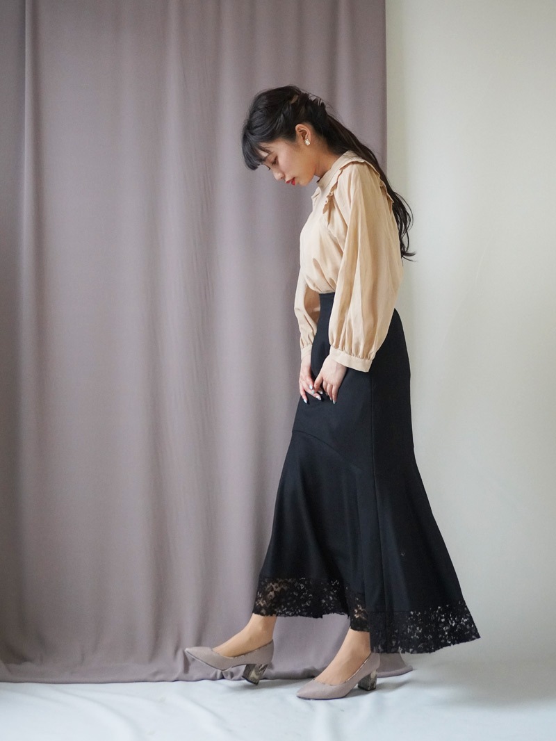 ボイル衿付きビッグスリーブブラウス<アウトレット均一価格>