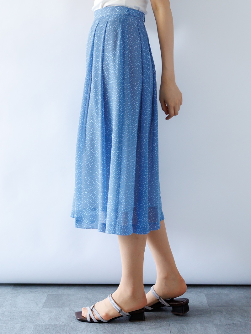 水玉タックスカート