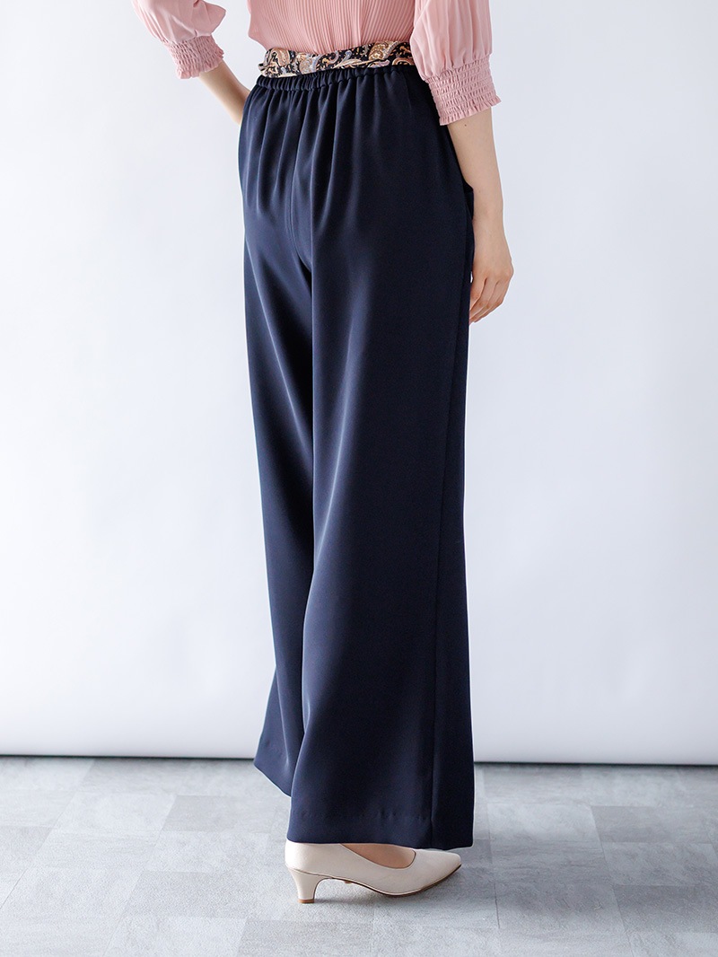 スカーフ付ストレッチ太身パンツ＜秋コーデ＞