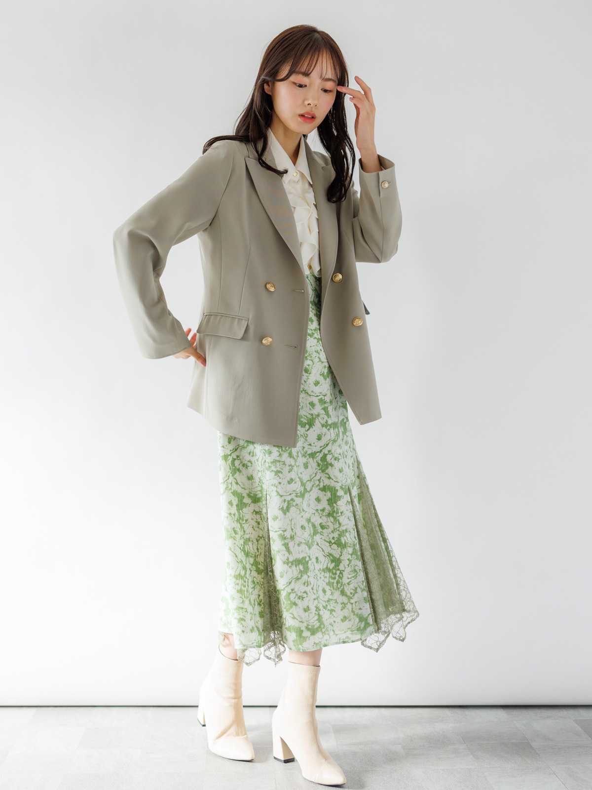 【65%OFF】前立ラッフルシャツブラウス