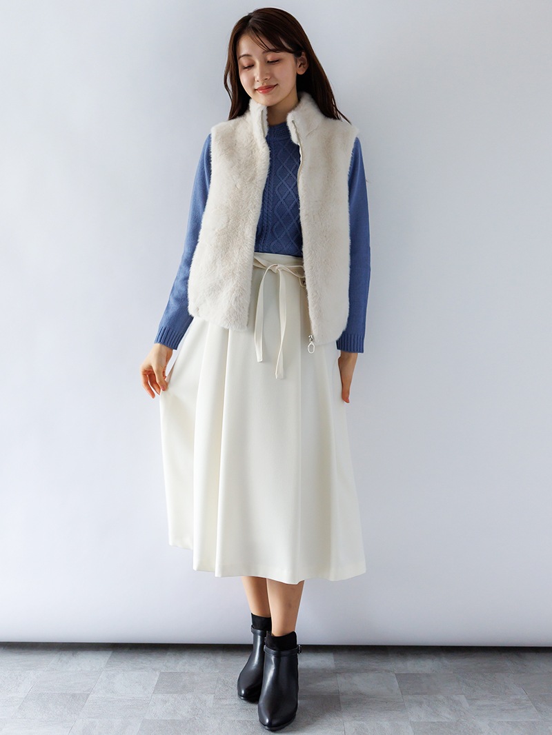 【30%OFF】ローゲージ ケーブル編みニット