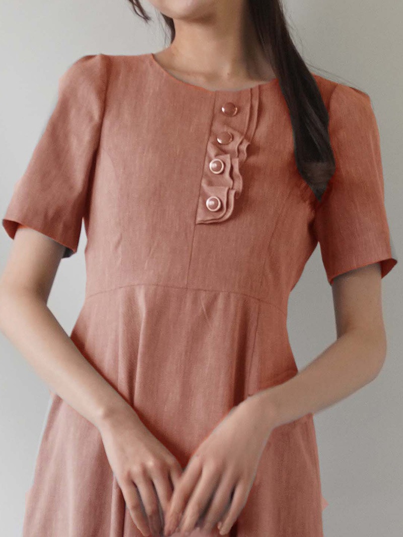【20％OFF】バスクリネン前フリルワンピース