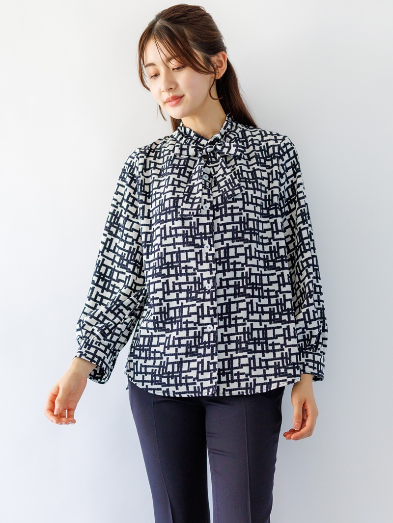 【均一価格】幾何学柄ボウタイブラウス＜アウトレット＞