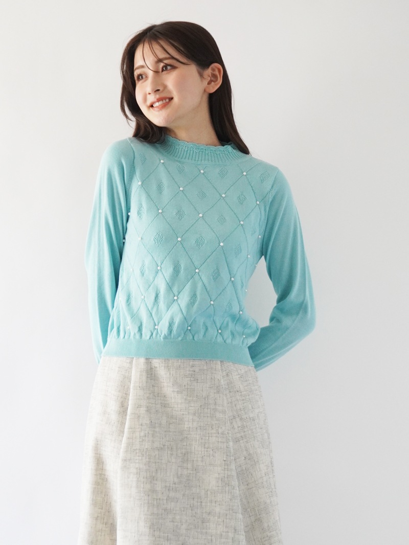 アーガイル柄×パールハイネックニット