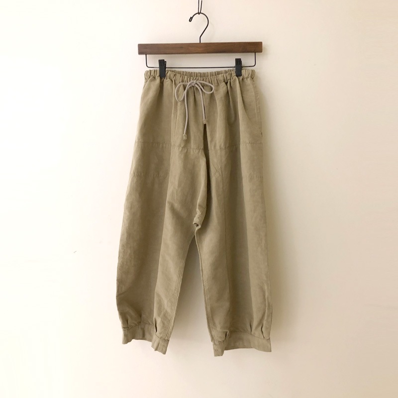 ティグルブロカンテ コットンリネンスラブ タイプライター ムエタイ8分丈 パンツ Beige