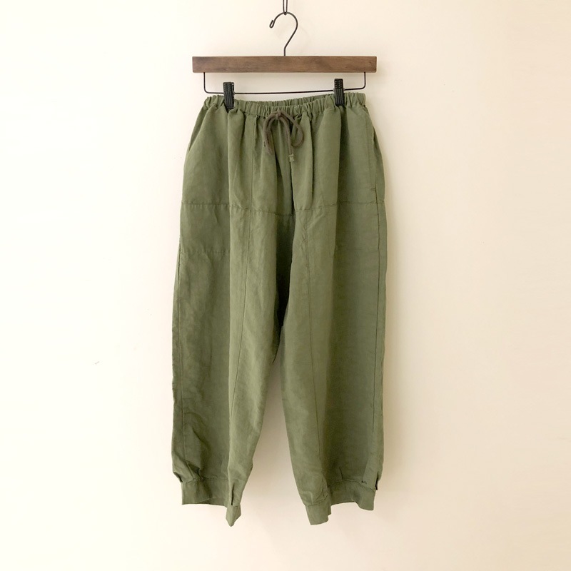ティグルブロカンテ コットンリネンスラブ タイプライター ムエタイ8分丈 パンツ Olive