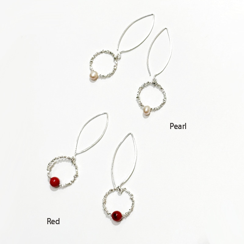 ティグルブロカンテ シルバーMIX DOTピアス