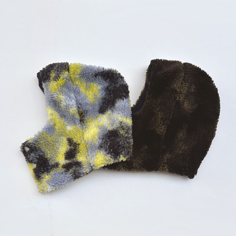 ティグルブロカンテ タイダイボアフリースオープンフードウォーマー