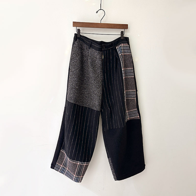 ティグルブロカンテ ウールMIX ダーツワイドパンツ unisex Black
