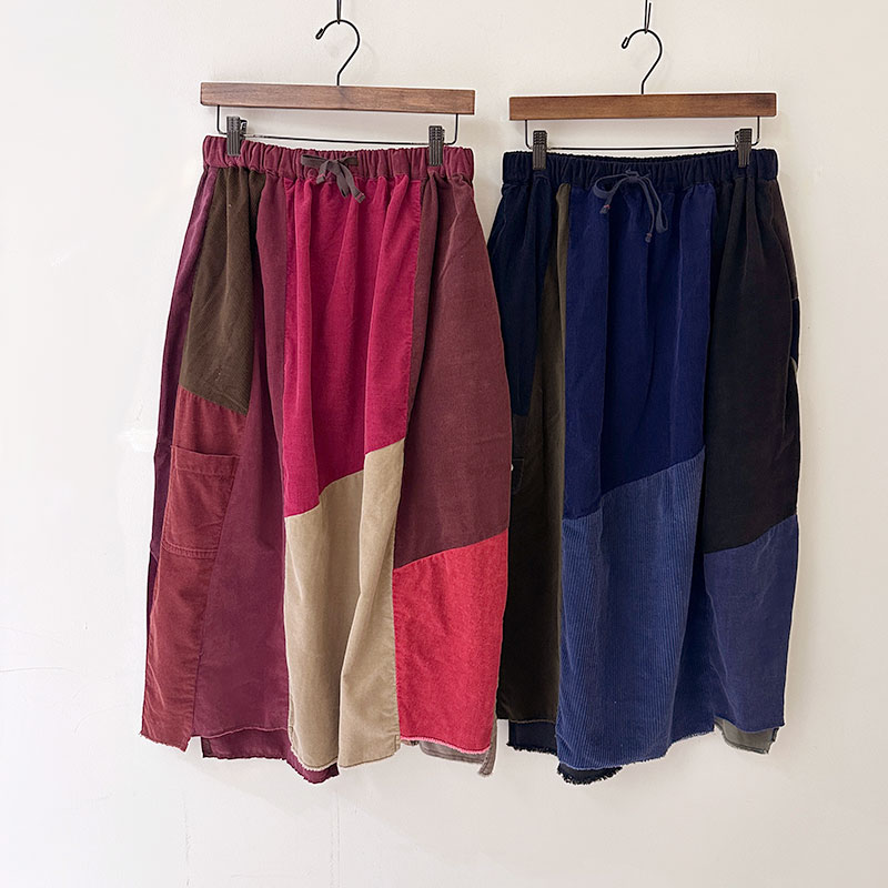 ティグルブロカンテ ユーロコールシャツ ランダムパッチロングスカート