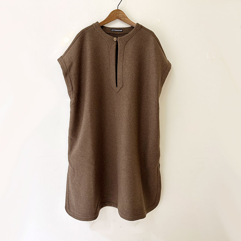 ティグルブロカンテ イタリーメルトン フレンチノッチワンピース Olive Brown