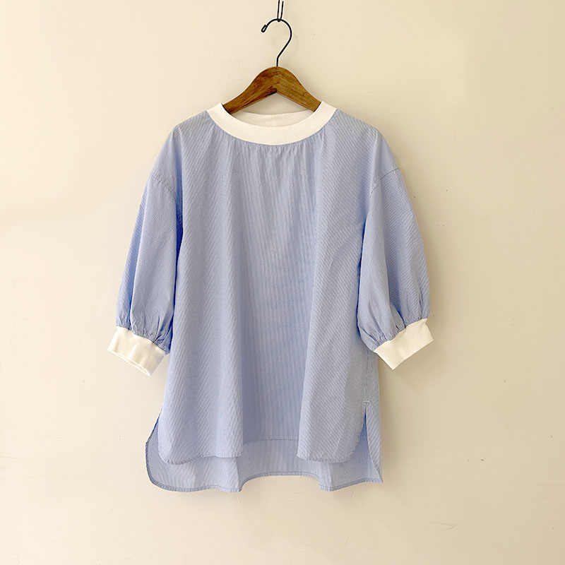 ティグルブロカンテ ピンストライプ リブギャザーパフブラウス