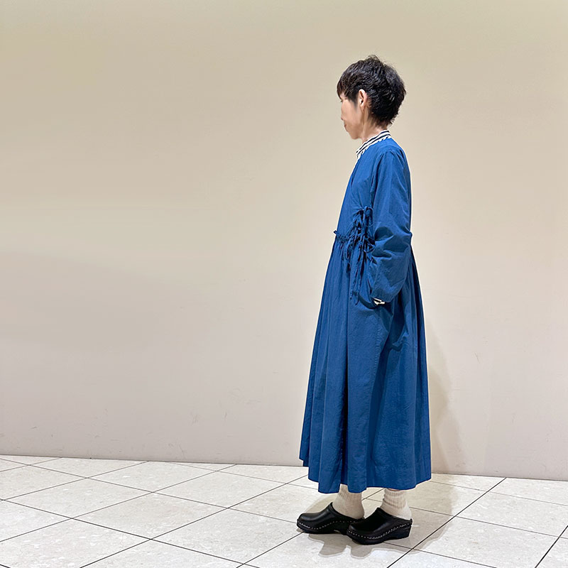 ティグルブロカンテ 100/-ブロード リボンtie ガウンワンピース AI