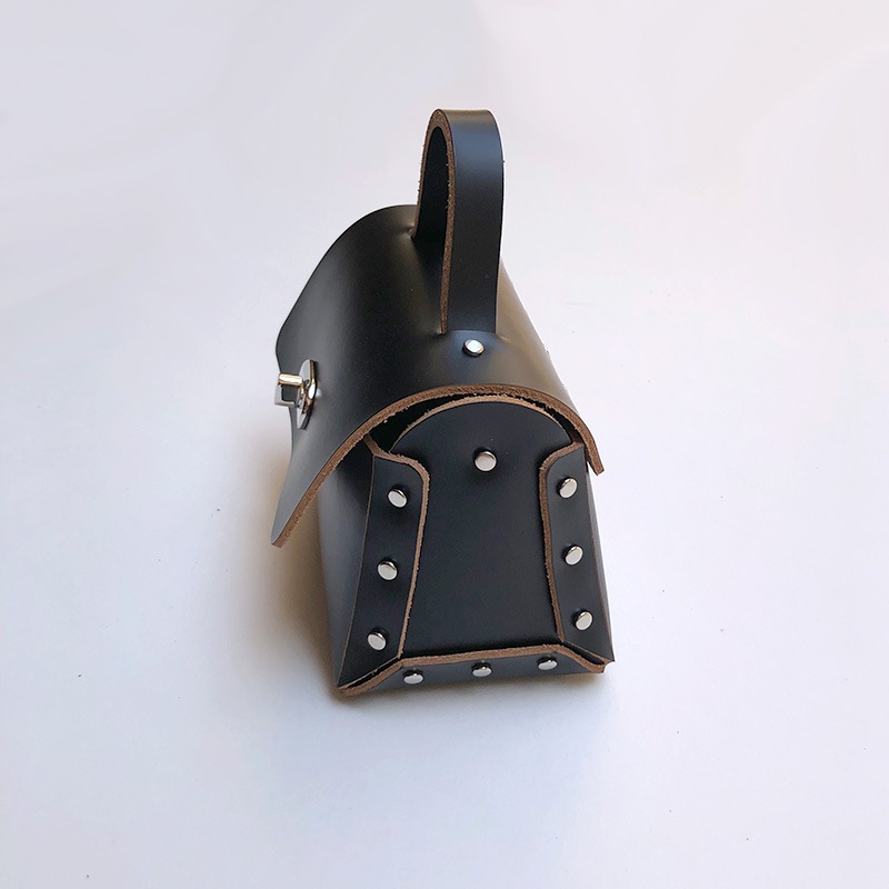 エンダースキーマ assemble hand bag flap S -black-