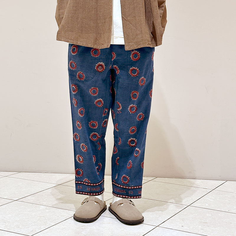 ティグルブロカンテ Le Soleil プリント タゴサクロングパンツ unisex