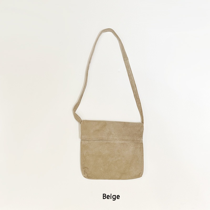 エンダースキーマ　pig flap shoulder bag small