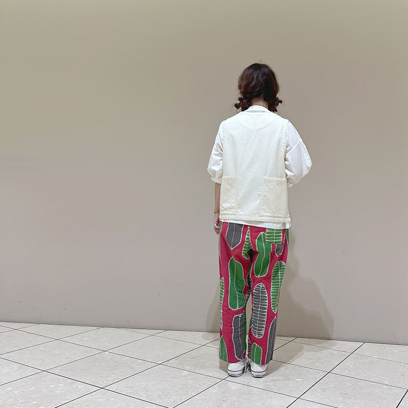 ティグルブロカンテ　石北有美さんデザイン柄南国の葉 8分丈パンツ ティグルブロカンテ ジンバブエ レディースワイド8分丈パンツ