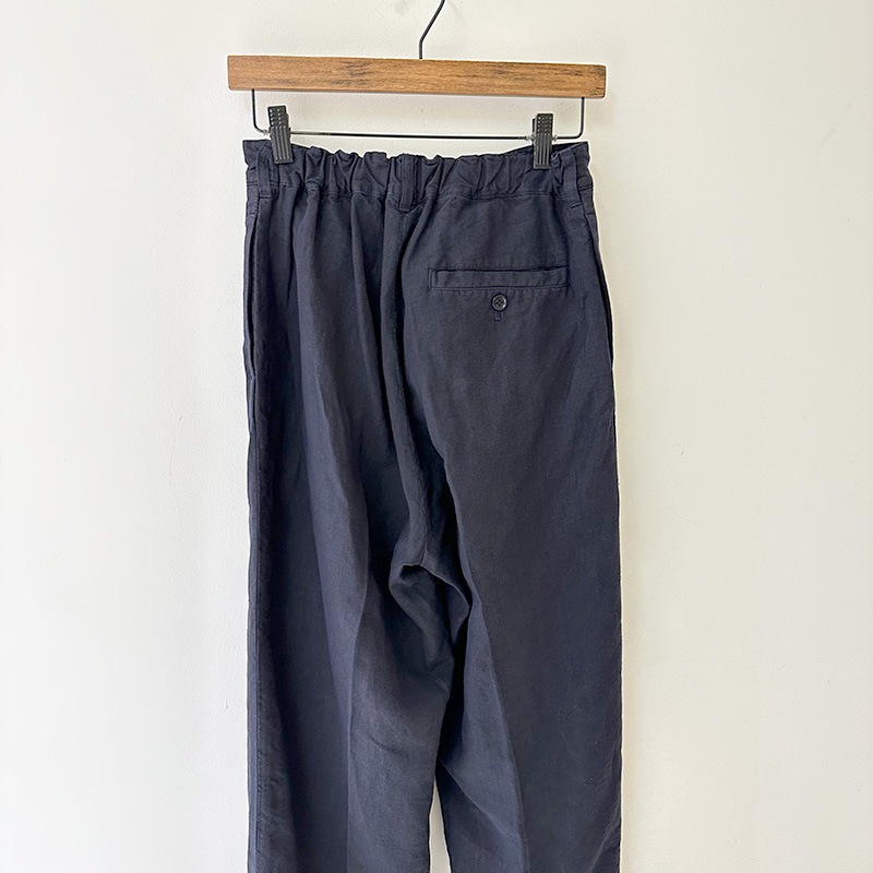 ティグルブロカンテ 40リネン コモド９分丈スラックス