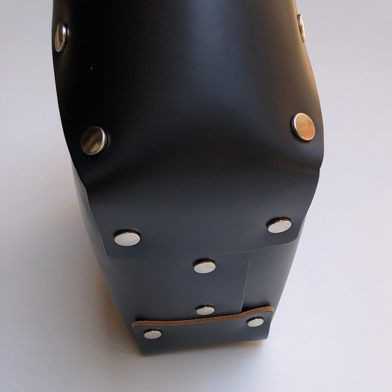 エンダースキーマ　assemble hand bag wide S -black-