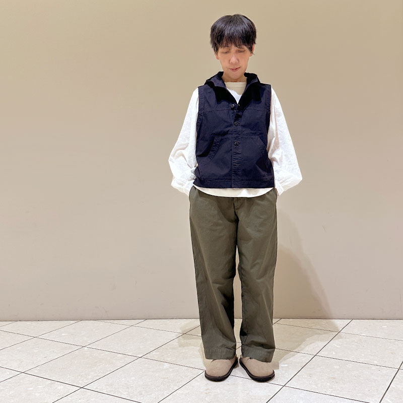 再入荷ティグルブロカンテ バックサテン　ミャオテーパードパンツ