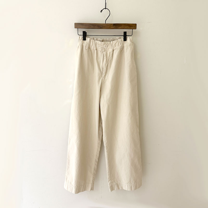 再入荷ティグルブロカンテ バックサテン　ミャオテーパードパンツ