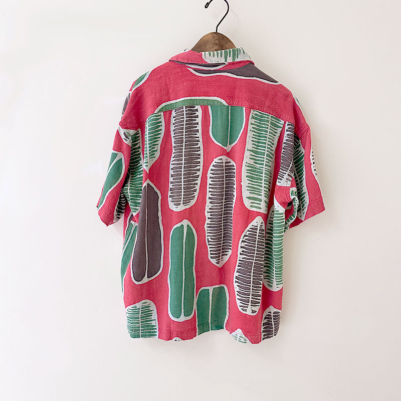 ティグルブロカンテ 南国の葉Batik ベニスビーチS/Sシャツ unisex
