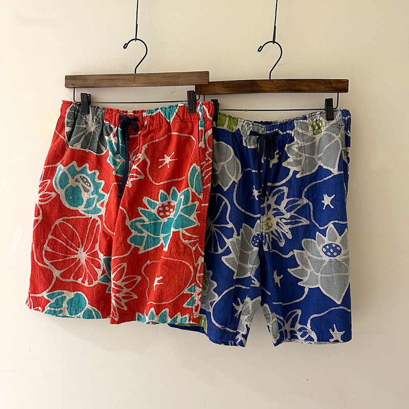 ティグルブロカンテ HASUバティック Easyショートパンツ unisex