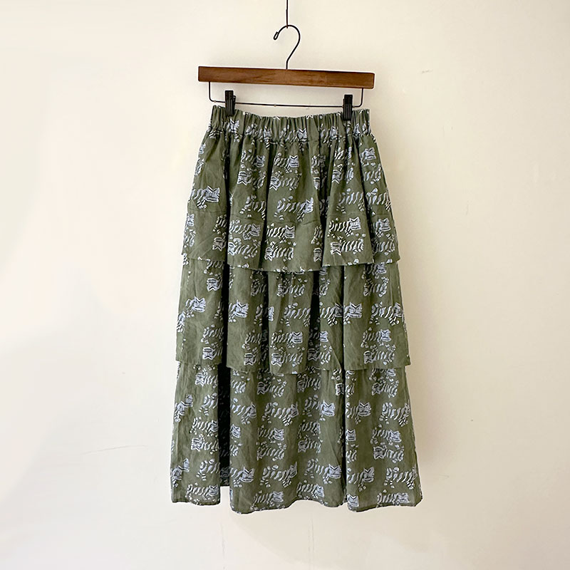 ティグルブロカンテ TIGREブロックプリント ティアードスカート