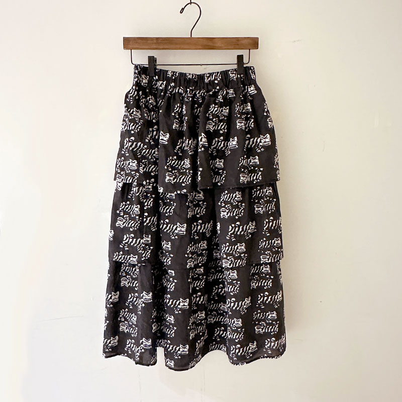 ティグルブロカンテ TIGREブロックプリント ティアードスカート