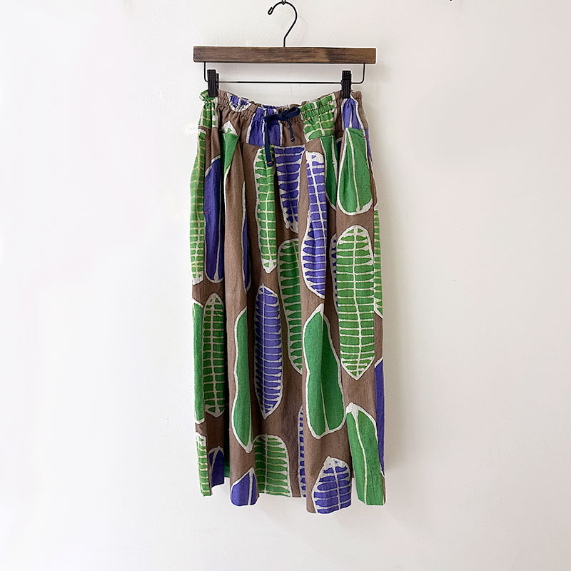 ティグルブロカンテ 南国の葉バティック ポケットフィセルロング