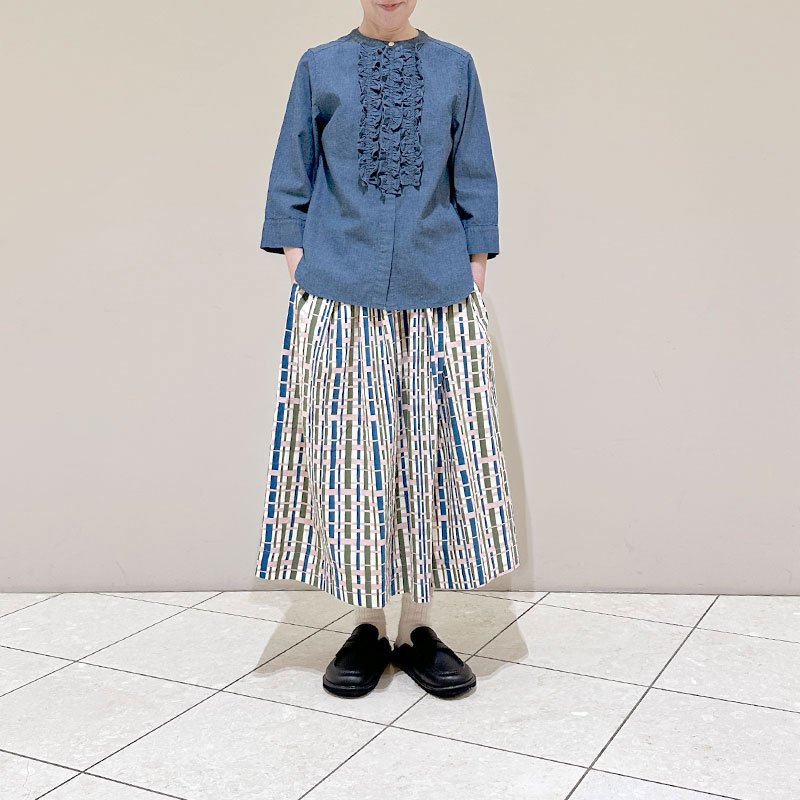 ベレー　インディゴ ティグルブロカンテ Indigo シャンブレー クルーネックフリル7分袖