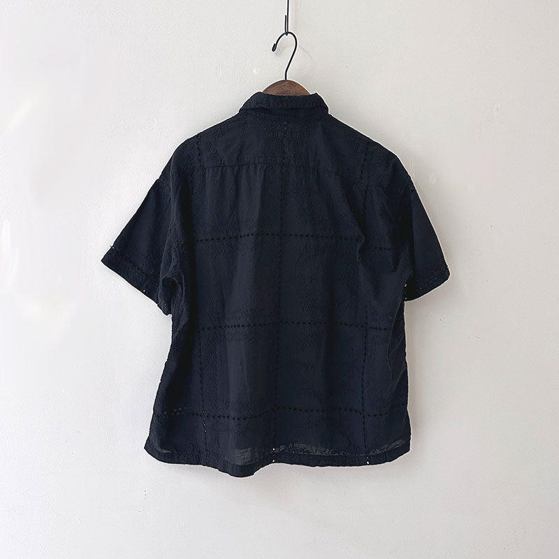 ティグルブロカンテ Indiaレース ベニスビーチシャツ unisex