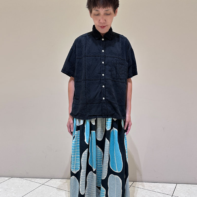 ティグルブロカンテ Indiaレース ベニスビーチシャツ unisex