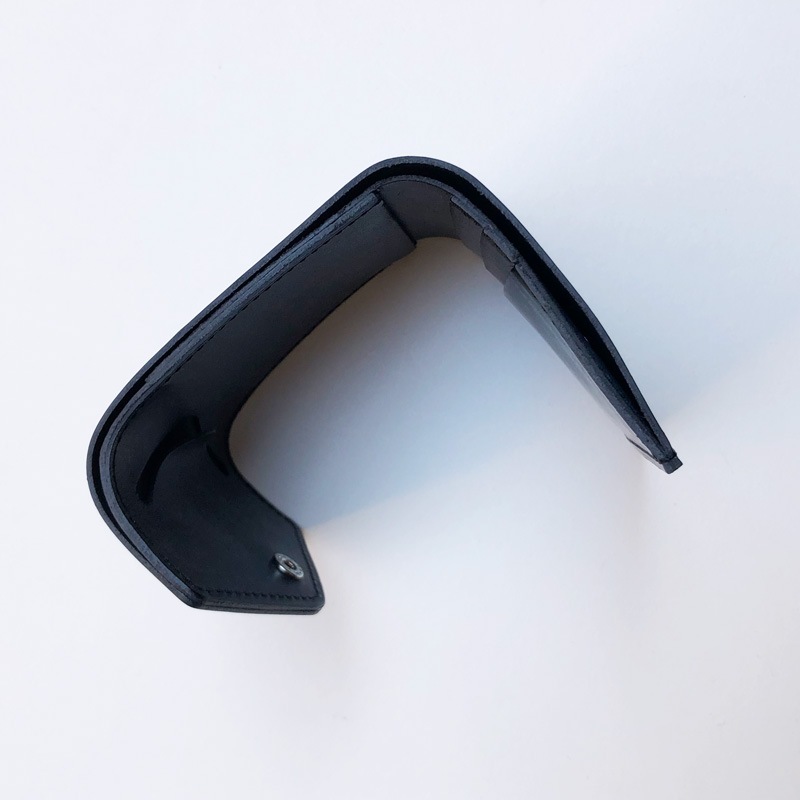 エンダースキーマ flap wallet -black-