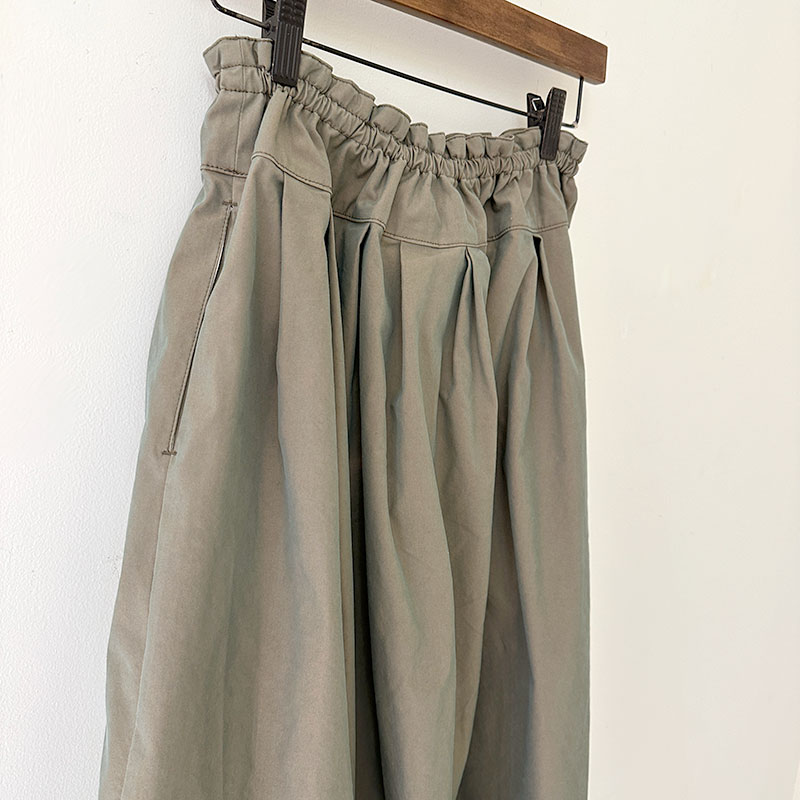 ティグルブロカンテ C/P玉虫ギャバ フィセルロングスカート