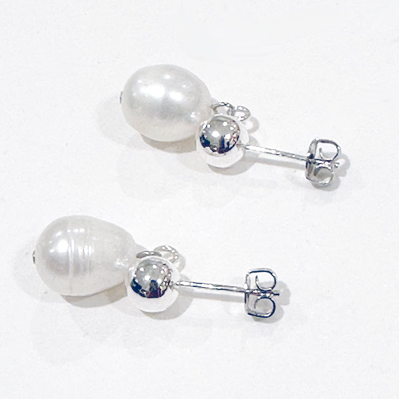 ティグルブロカンテ Teardrop ピアス