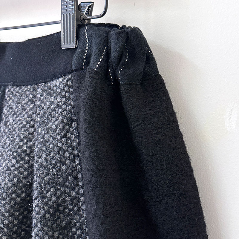 ティグルブロカンテ ウールMIX サイドギャザースカート Black Mix