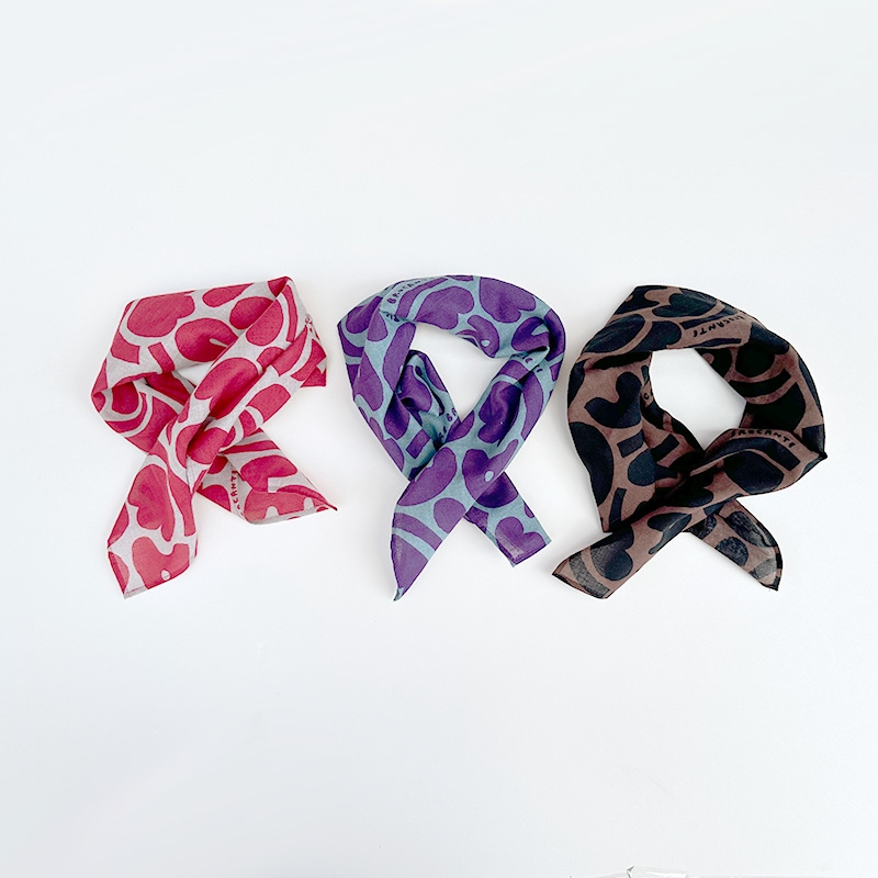 ティグルブロカンテ ピース ガーゼバンダナ